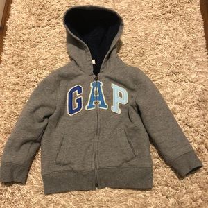 GAP boys size 5 extra fuzzy warm lined zip up